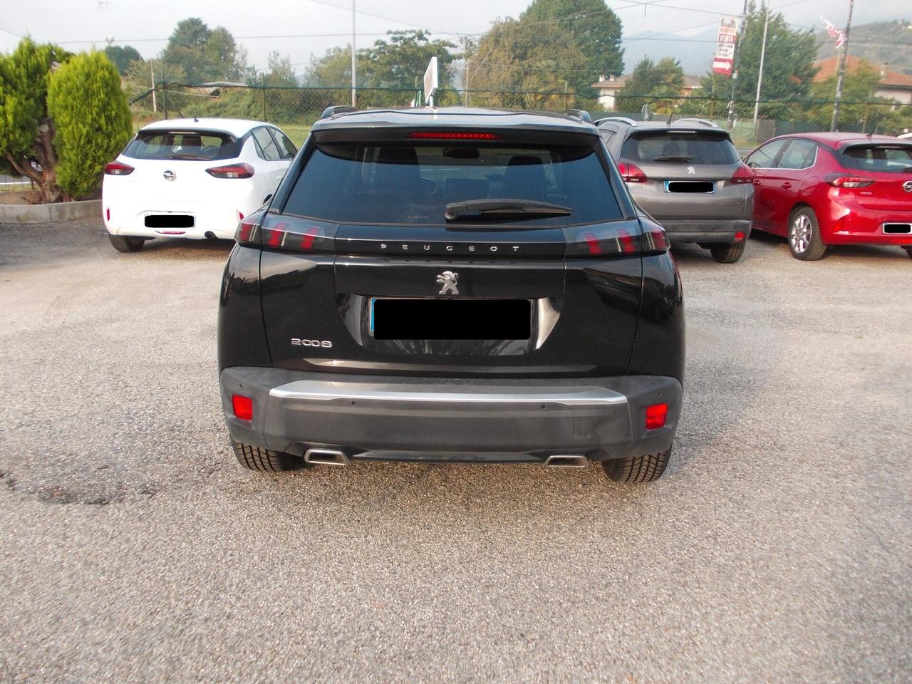 Peugeot 2008 PureTech 130 S&S Allure-KM103960