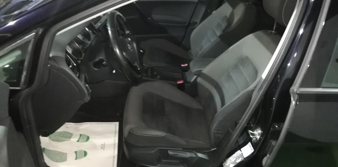 Volkswagen golf 7 highline 2.0 tdi 150cv -2013
