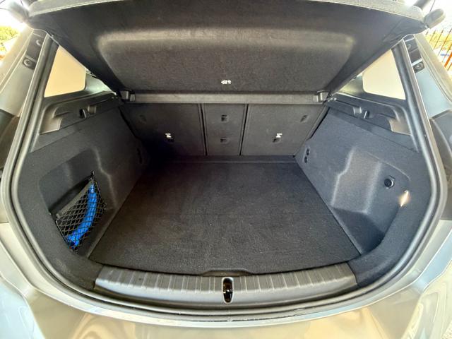 BMW 220 i 48V Active Tourer