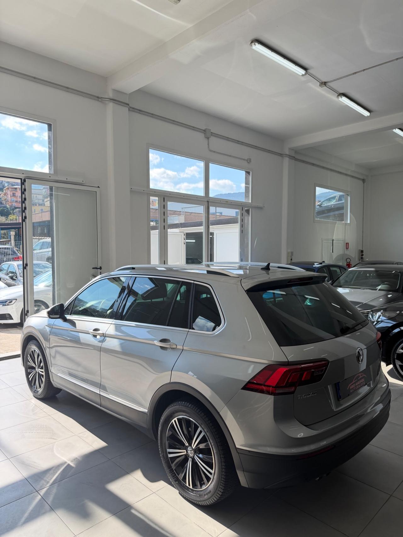 VW Tiguan 2.0 TDI SCR DSG Style FINANZIABILE