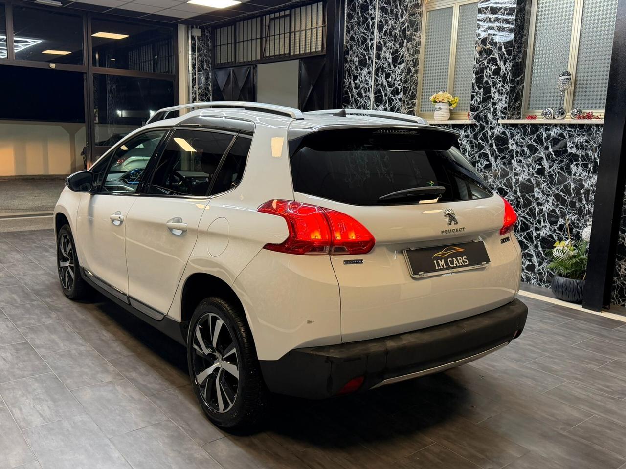 Peugeot 2008 BlueHDi 100 Allure