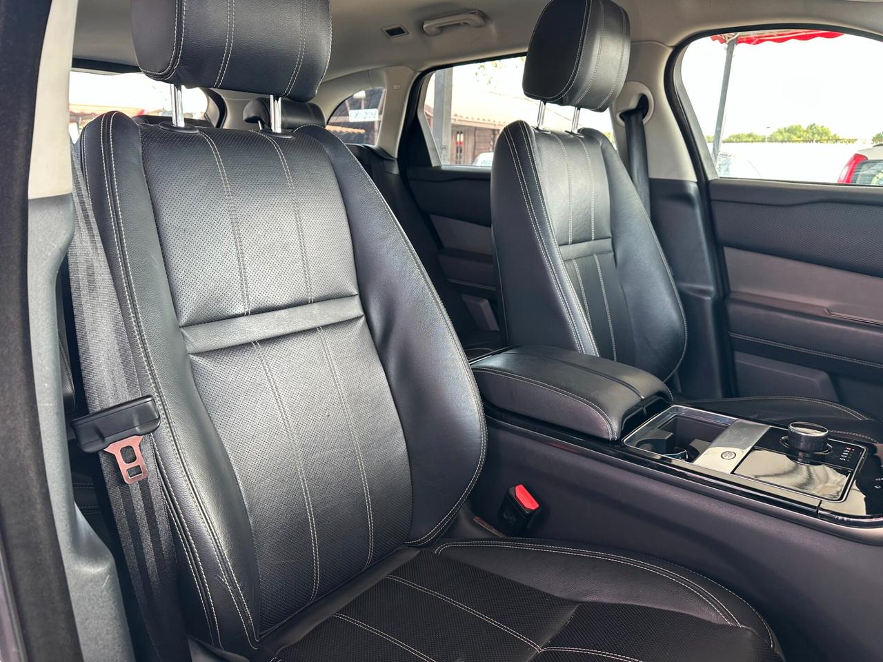 LAND ROVER VELAR 2.0D 240CV*VIRTUAL*KAMERA*LED*NAVI*MOTORE NUOVO*