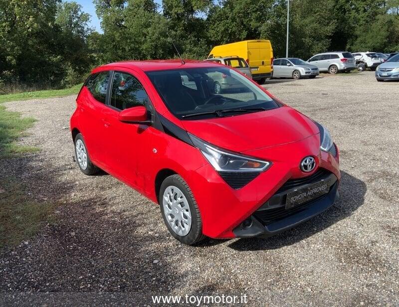 Toyota Aygo 2ª serie Connect 1.0 VVT-i 72 CV 5 porte x-play