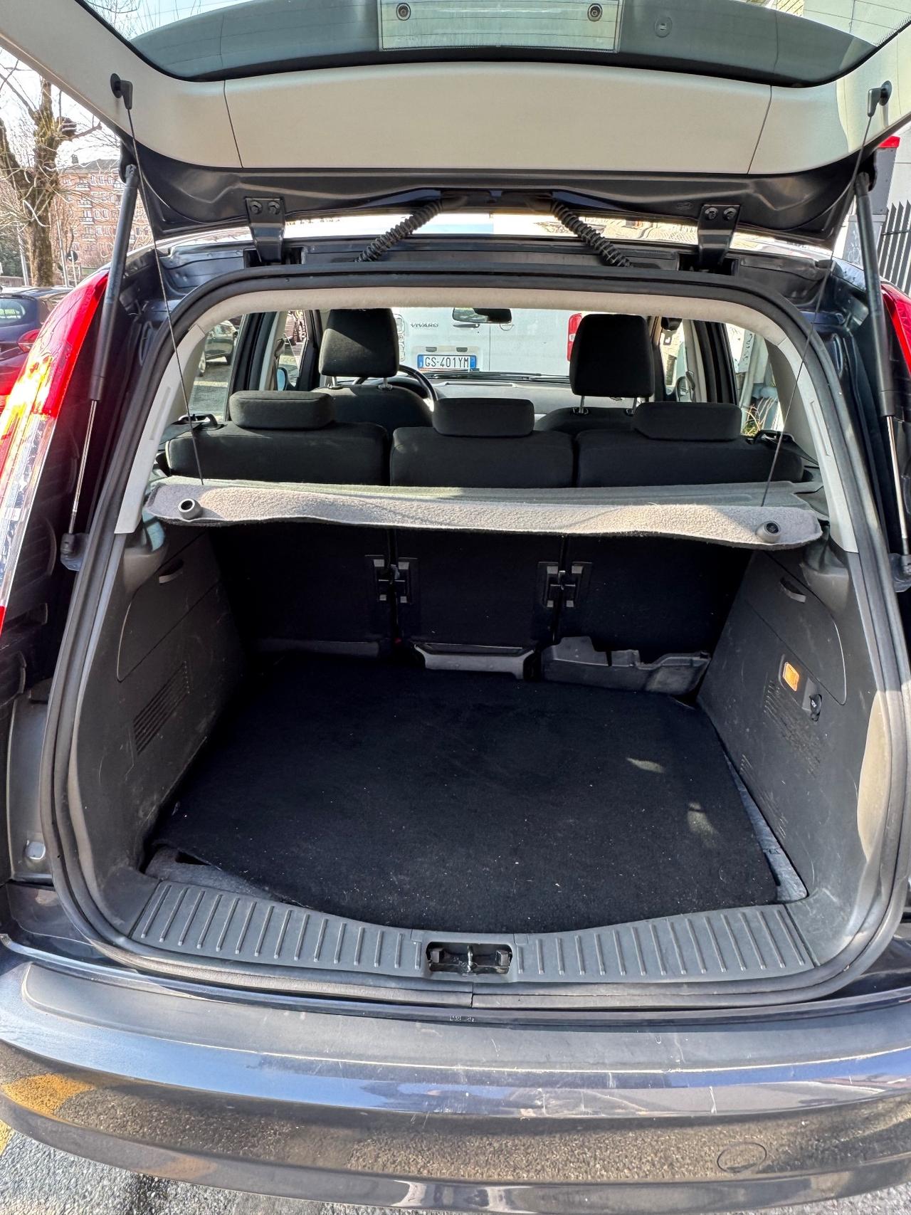 Ford C-Max 2.0 145 cv GPL di casa Titanium