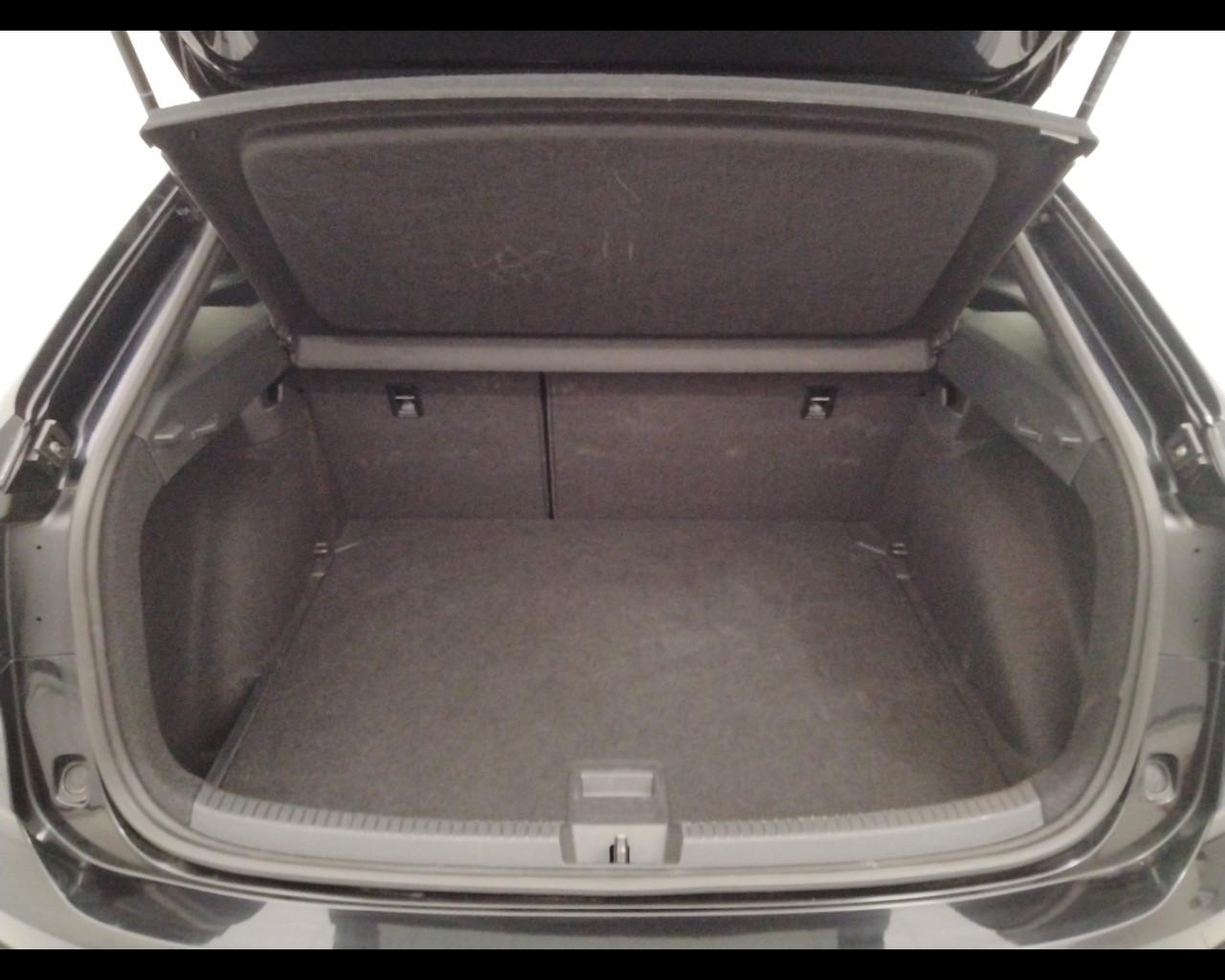 VOLKSWAGEN Taigo - Taigo 1.0 tsi R-Line 115cv