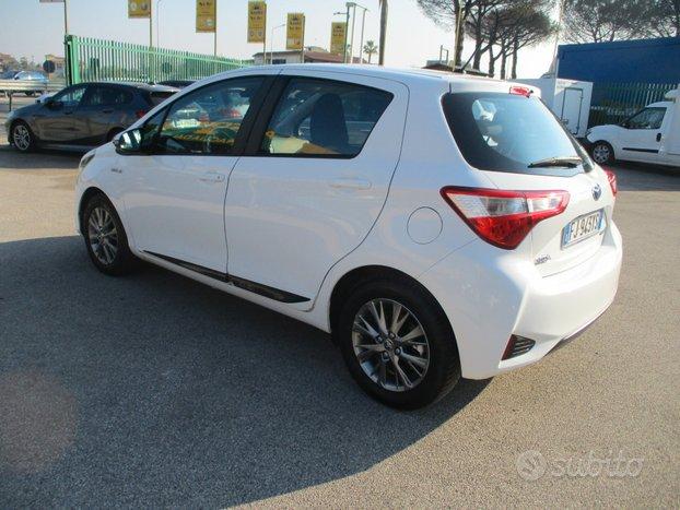 Toyota Yaris 1.5 HYBRID AUTOMATICA KM CERTIFICATI