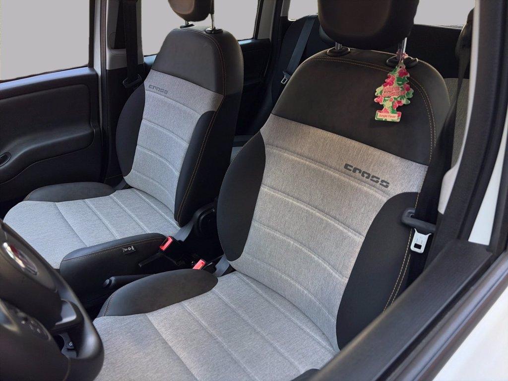 FIAT Panda 1.0 firefly hybrid Cross s&s 70cv del 2023