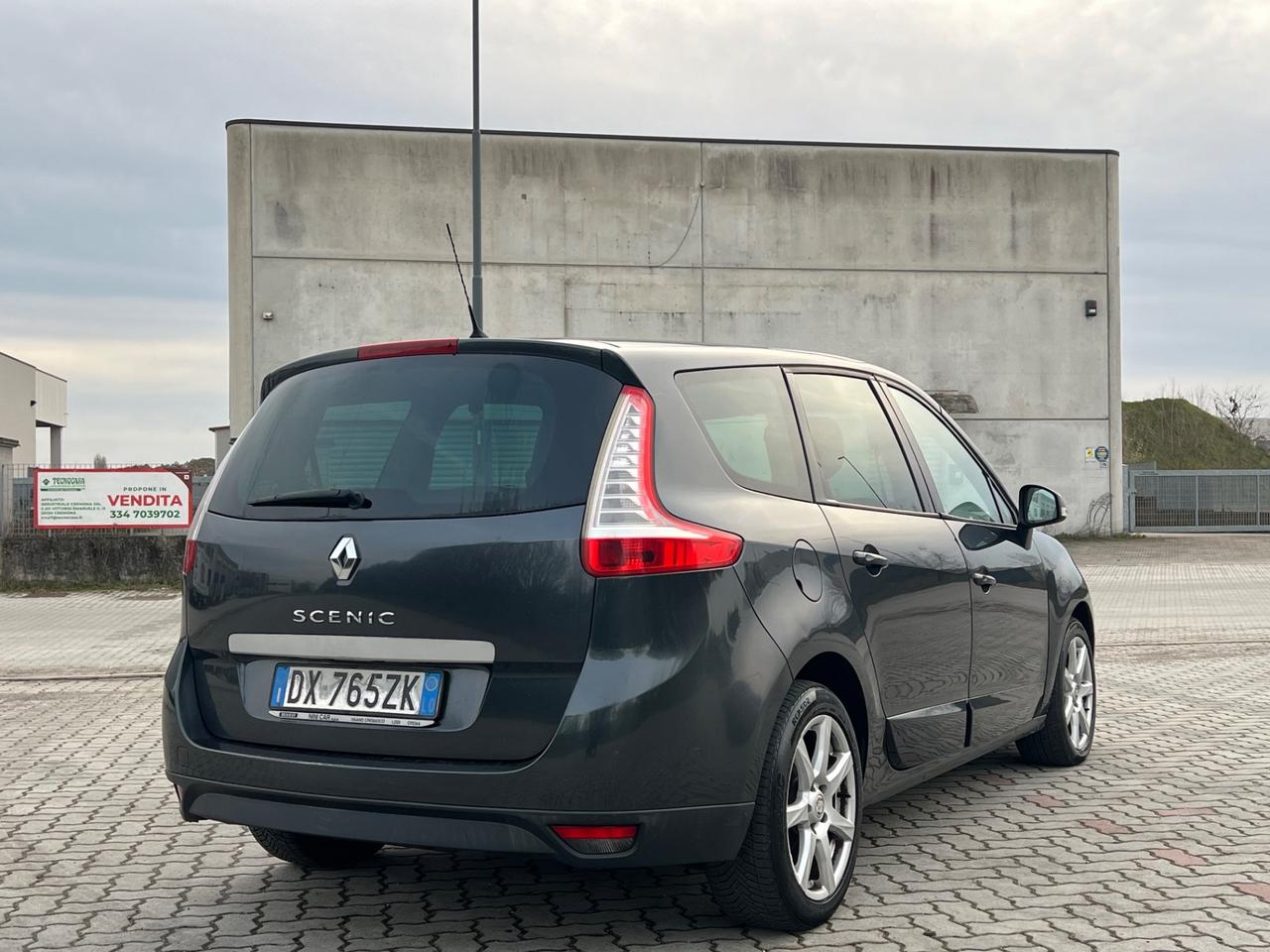 Renault Scenic Grand Scénic 1.9 dCi/130CV Serie Speciale