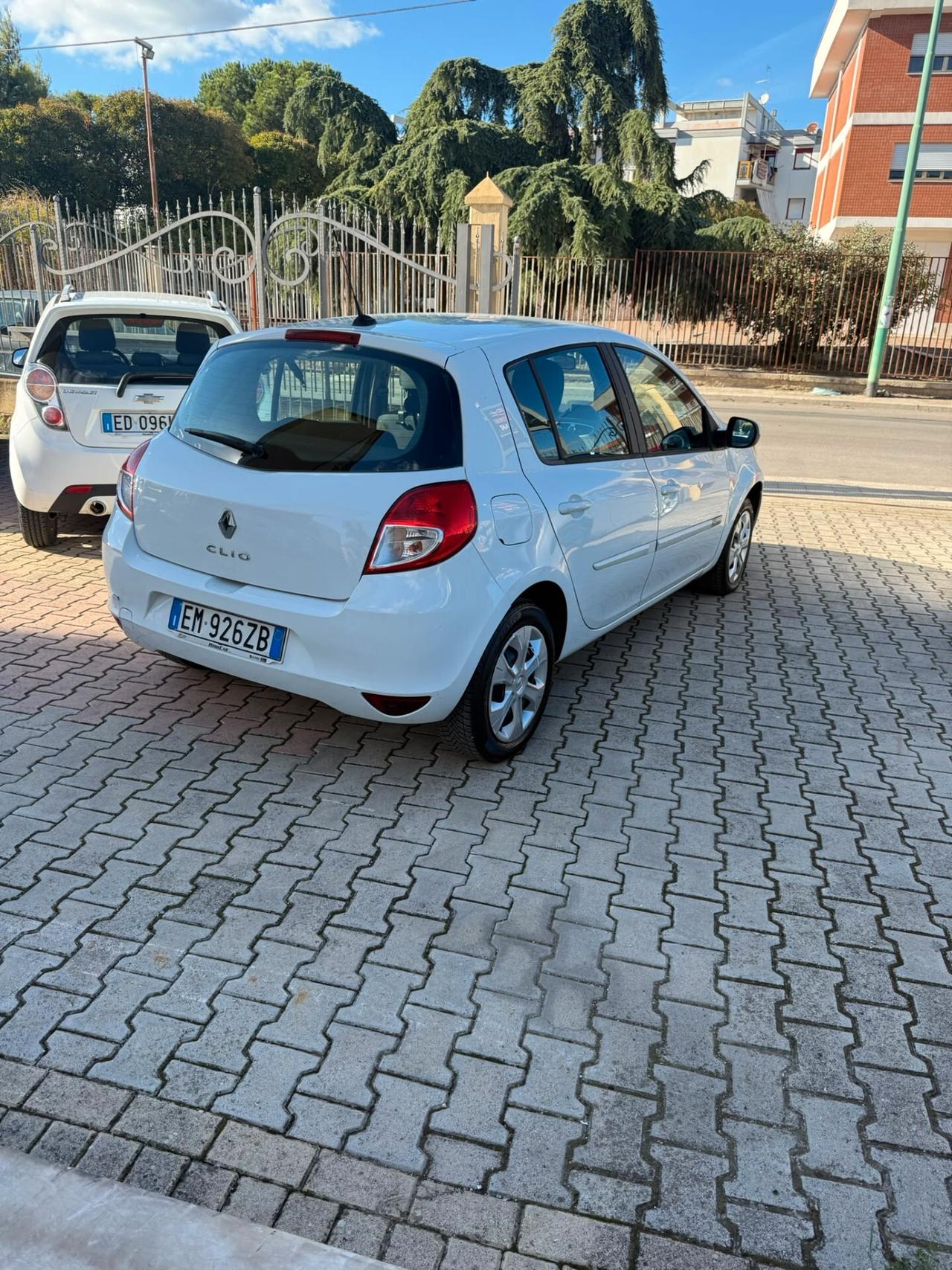 Renault Clio 1.2 16V 5 porte GPL Dynamique