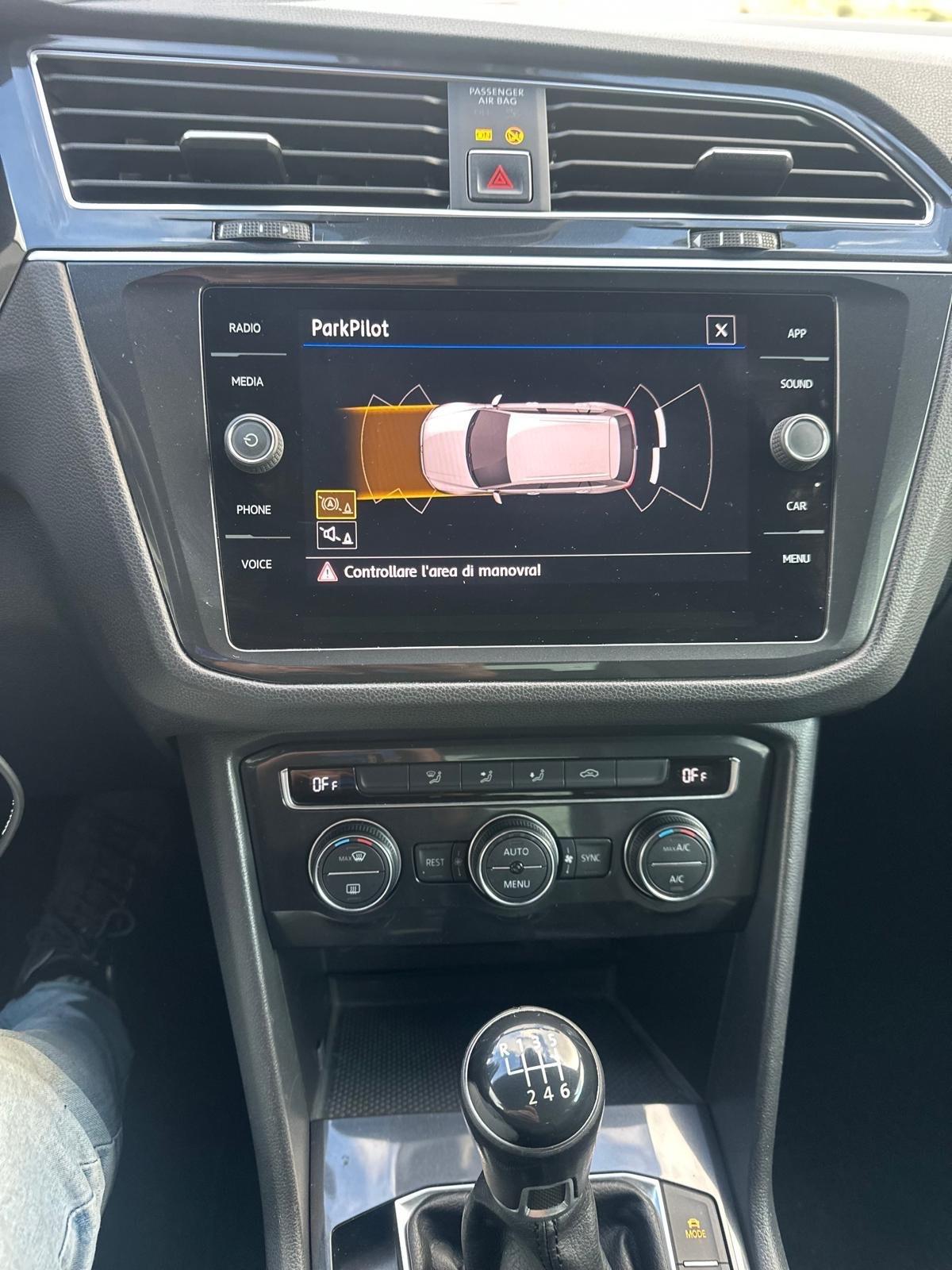 Volkswagen Tiguan 1.6 TDI SCR R.LINE