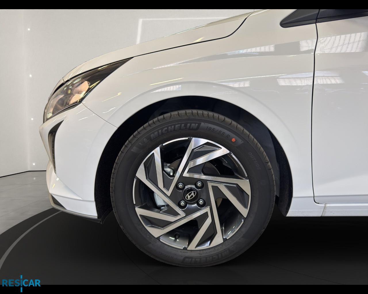 HYUNDAI I20 PE MY25 1.2 MT CONNECTLINE