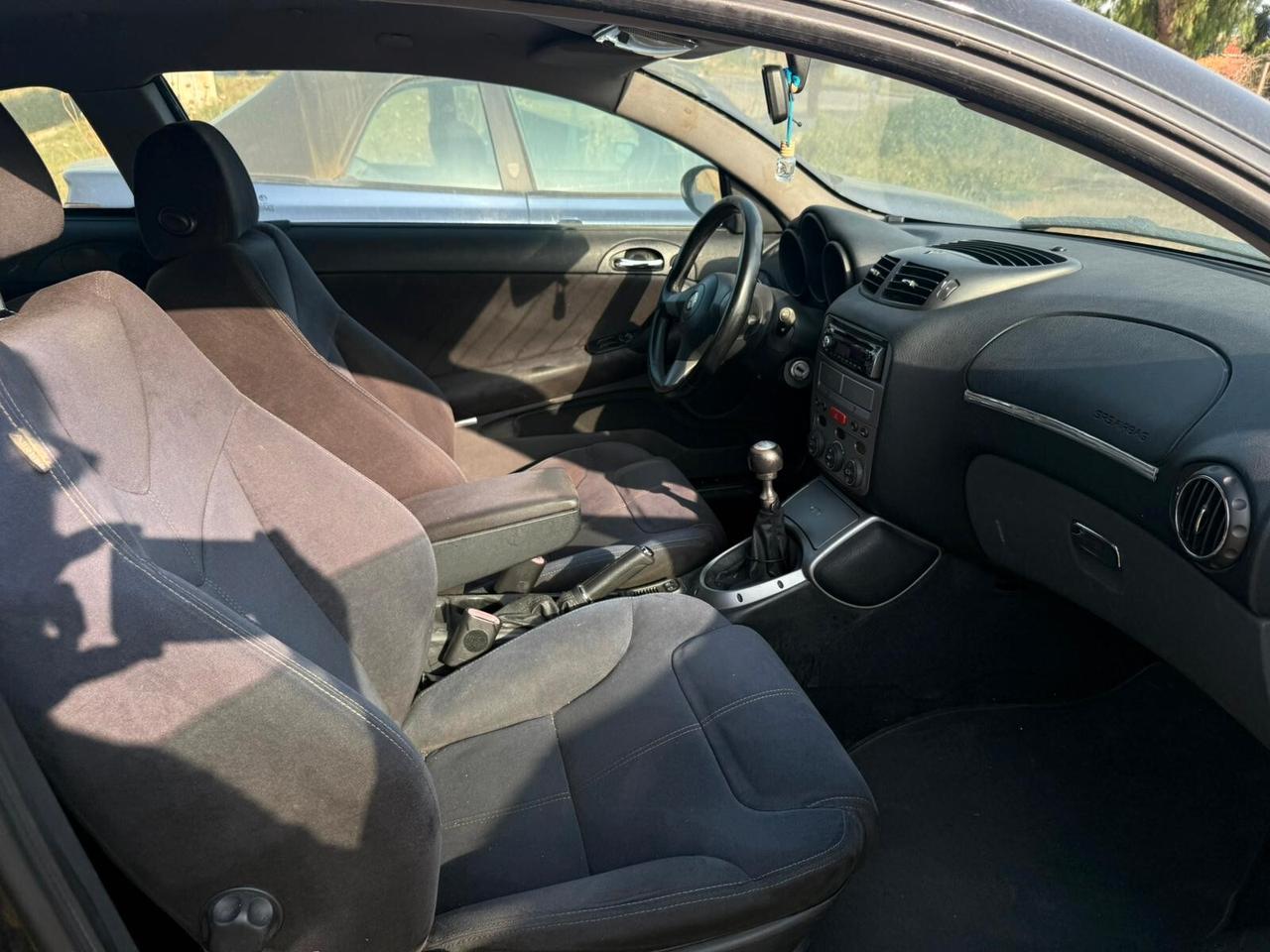 Alfa Romeo GT 1.9 MJT 16V Luxury