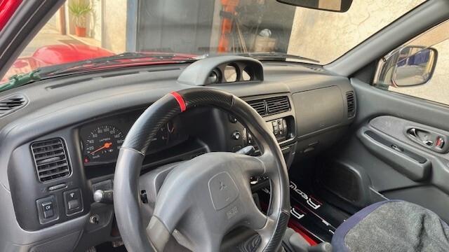 Mitsubishi L200 2.5 TD cat 4WD Double Cab Invite