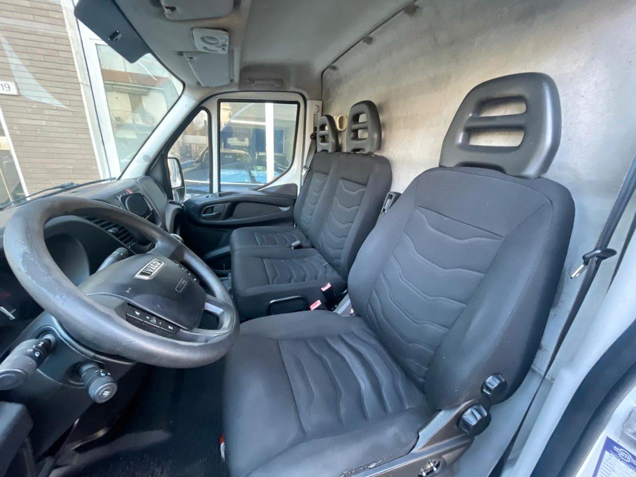 IVECO Daily 35 S15/2.3 V passo lungo tetto alto