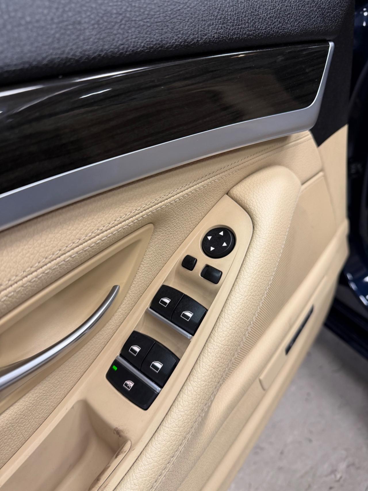 Bmw 530 530d xDrive 249CV Touring Luxury