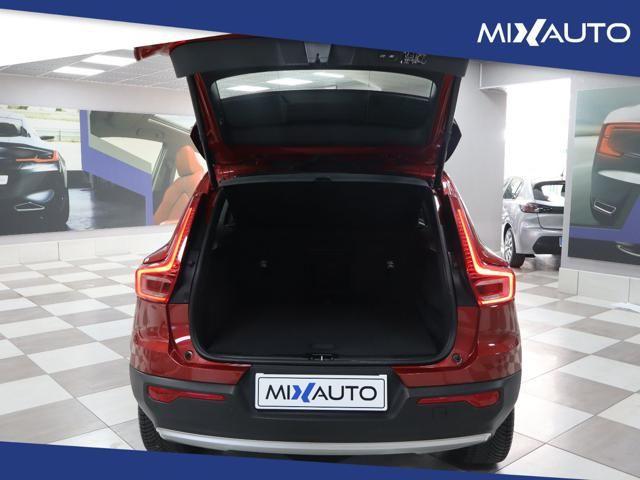 VOLVO XC40 D3 AWD Geartronic Inscription