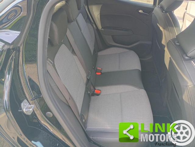 RENAULT Clio TCe 90 CV 5 porte Techno