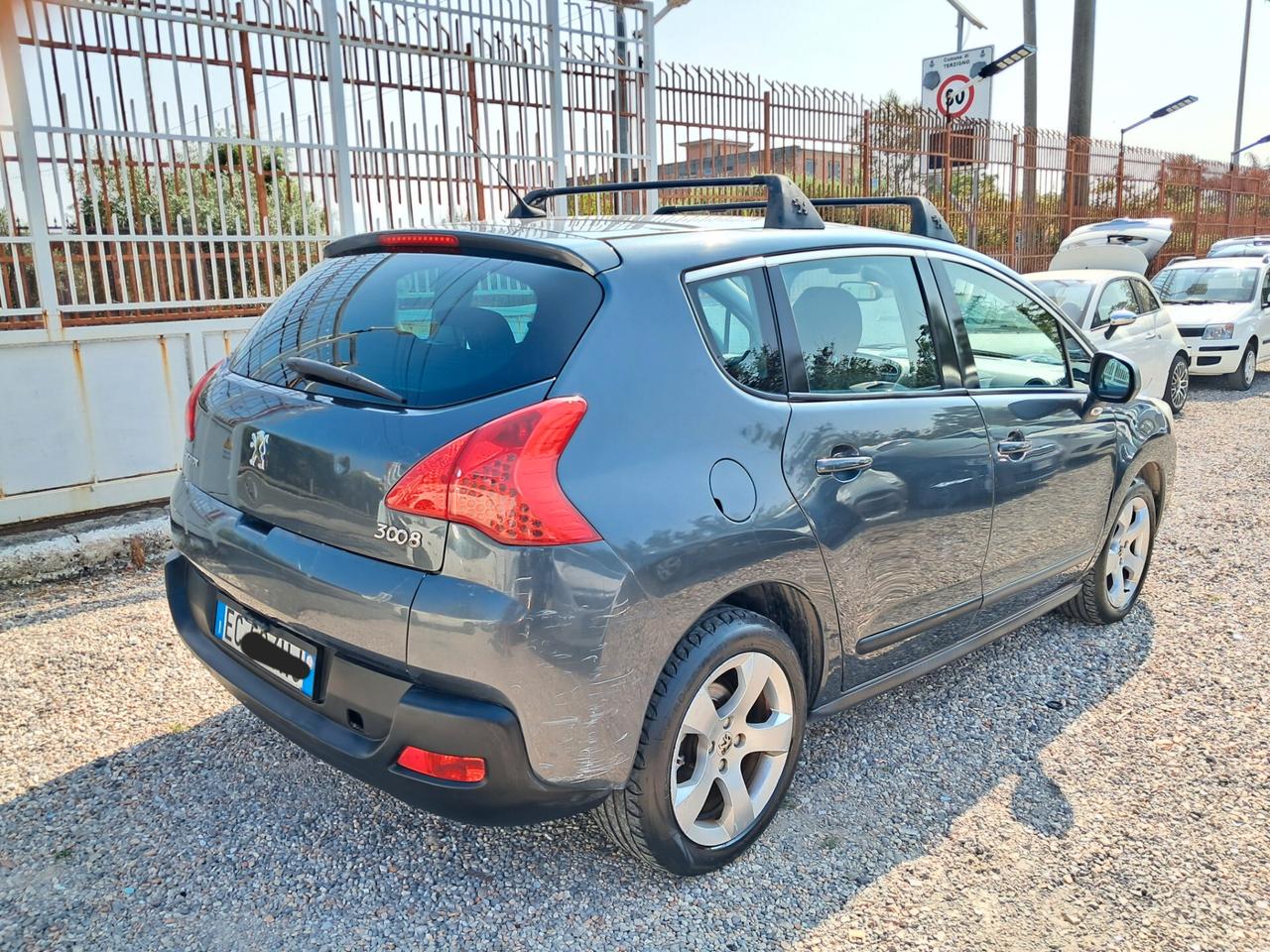 Peugeot 3008 1.6 HDi 110cv automatica