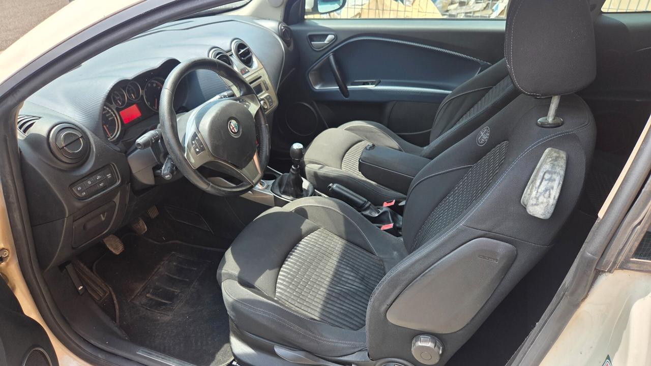 Alfa Romeo MiTo 1.4 105 CV M.air Distinctive Premium Pack