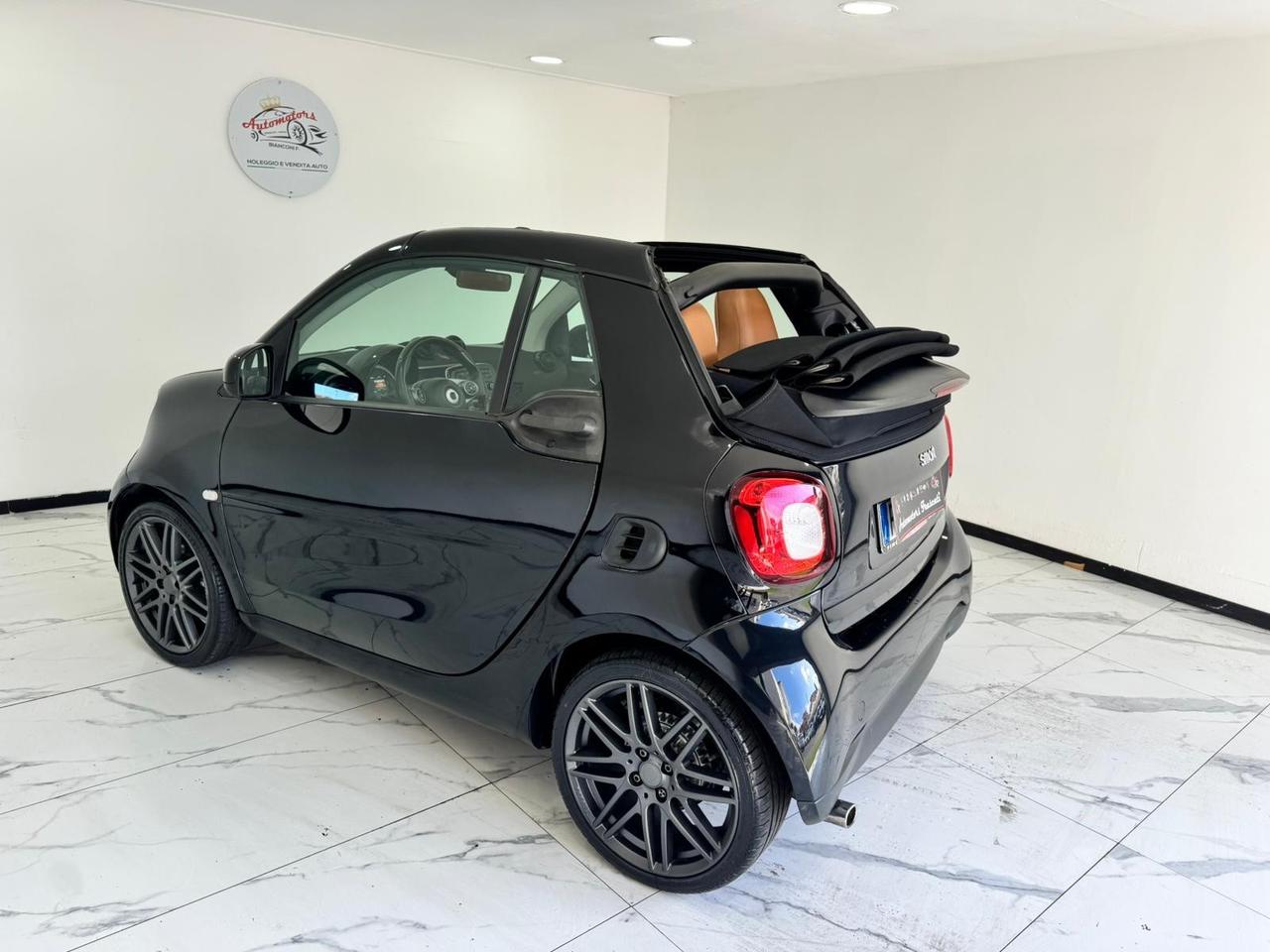 Smart ForTwo 70 1.0 twinamic cabrio-PELLE -CERCHI BRABUS