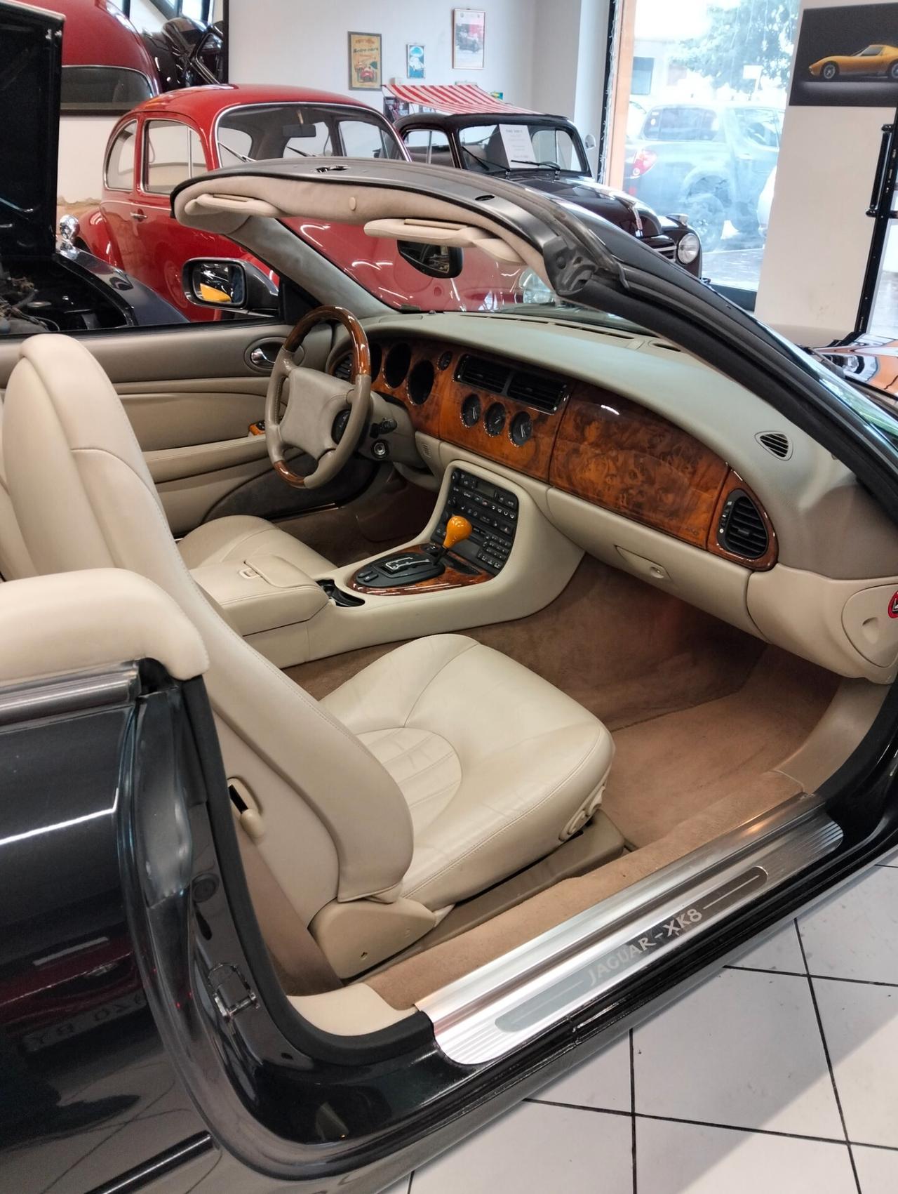 Jaguar XK8 Cabriolet