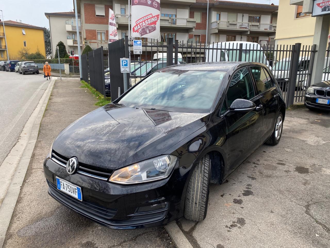 Volkswagen Golf. 16 TDI Trendline BlueMotion Technology