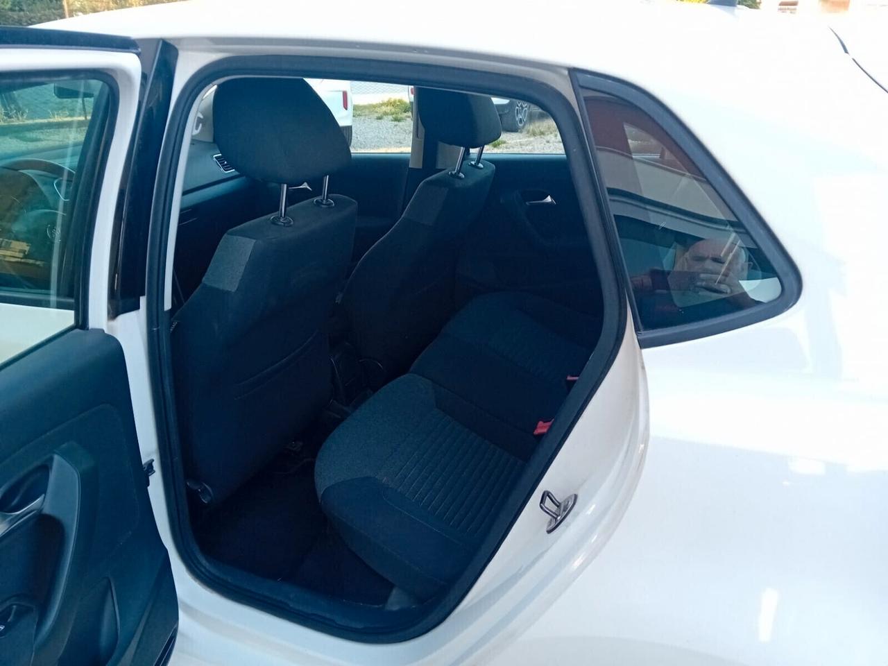 Volkswagen Polo 1.4 5 porte Comfortline adatta anche a neopatentati