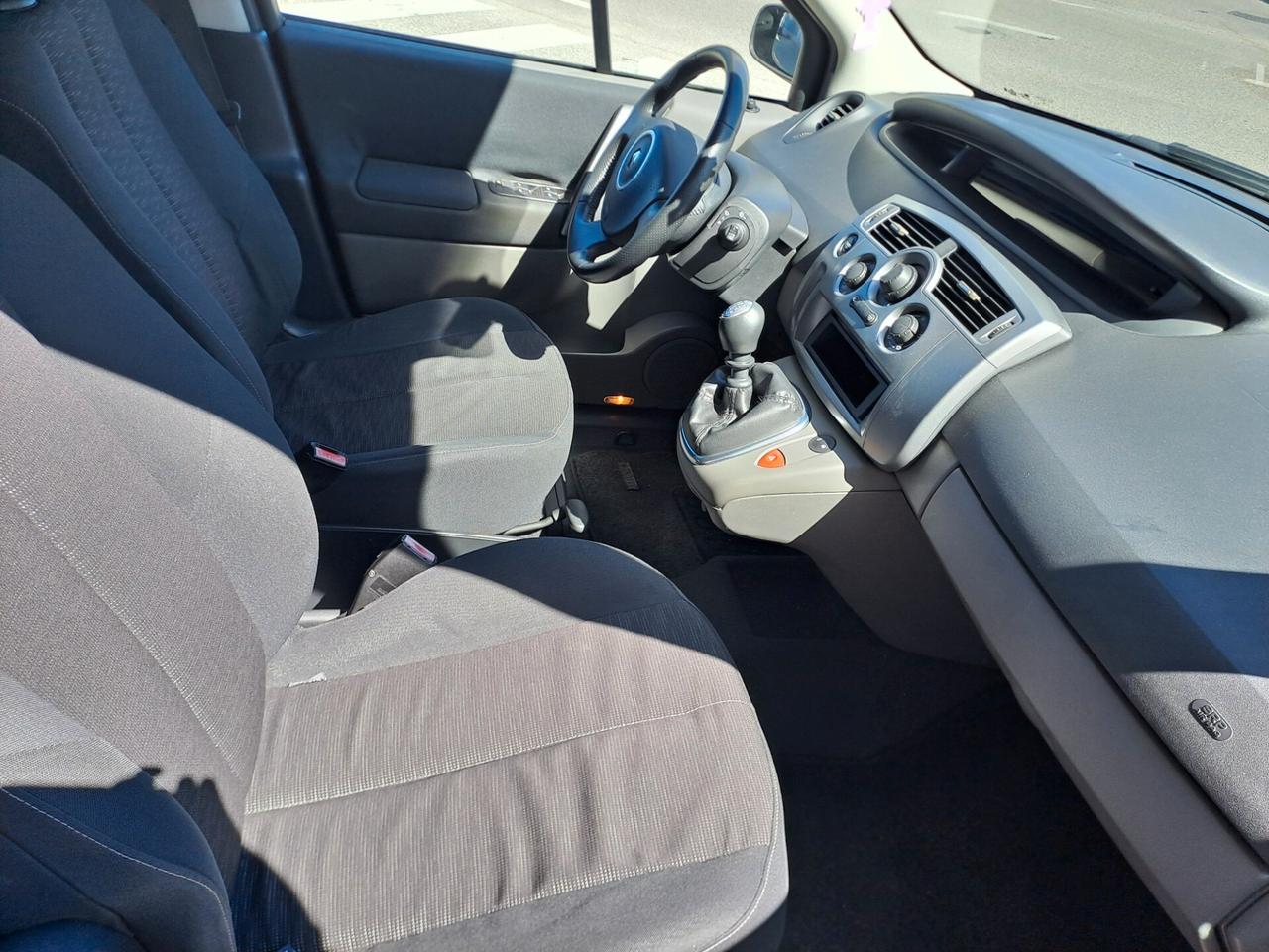 Renault Scenic Scénic 1.5 dCi/105CV Serie Speciale Exception