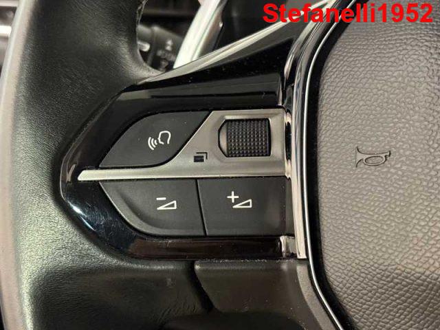 PEUGEOT 5008 II 2016 - 1.5 bluehdi Allure s&s 130cv 7p.ti eat