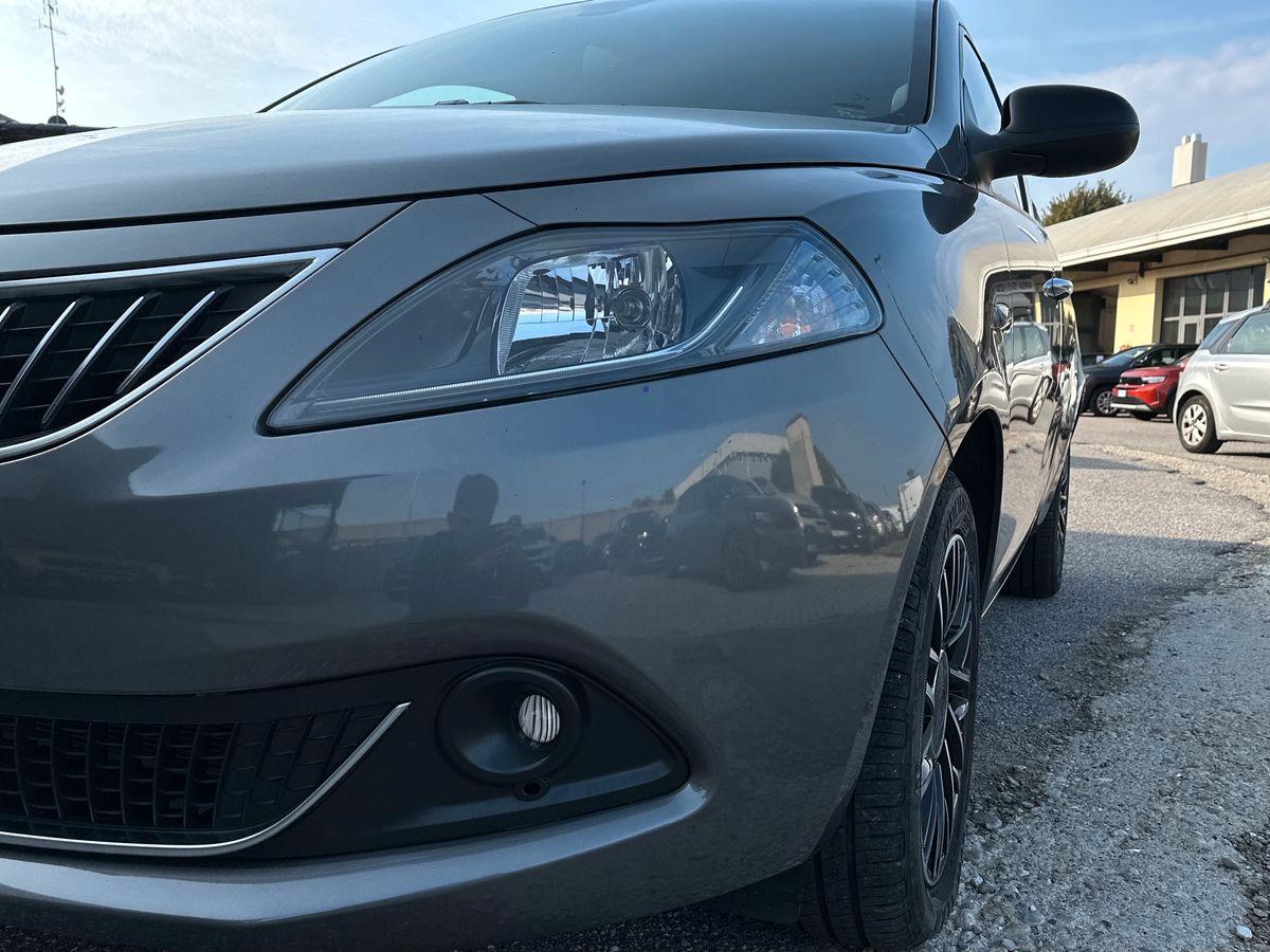 LANCIA Ypsilon III 2021 - Ypsilon 1.0 firefly hybrid Platino s&s 70cv