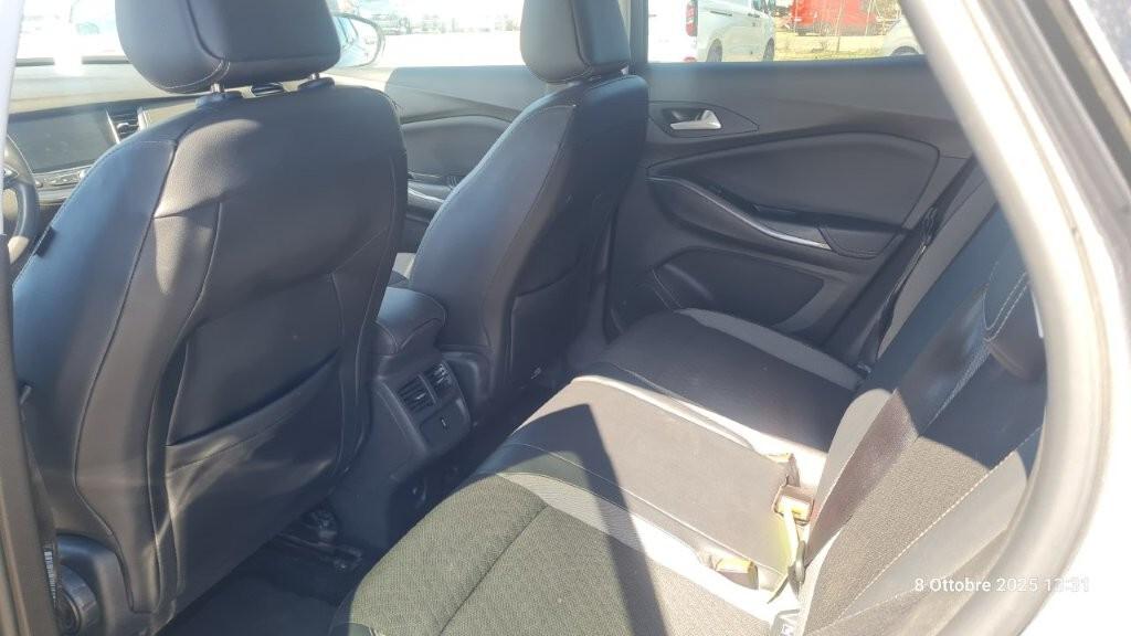 Opel Grandland 1.5 D 131CV AT8 ELEGANCE KM30000 **PREZZO VERO**