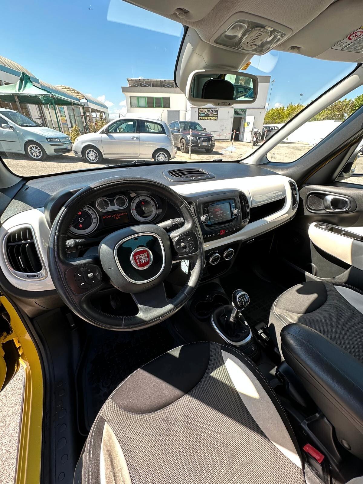 Fiat 500L 1.6 Multijet 105 CV Trekking