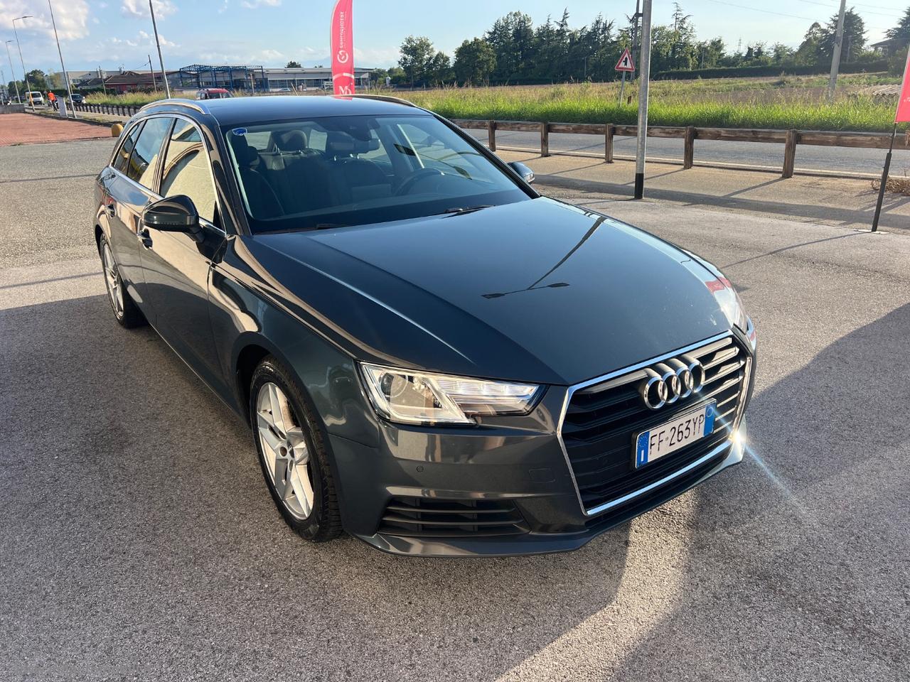 AUDI A4 Avant 2.0 TDI 122CV Business Sport NUOVO MODELLO IVA ESPOSTA