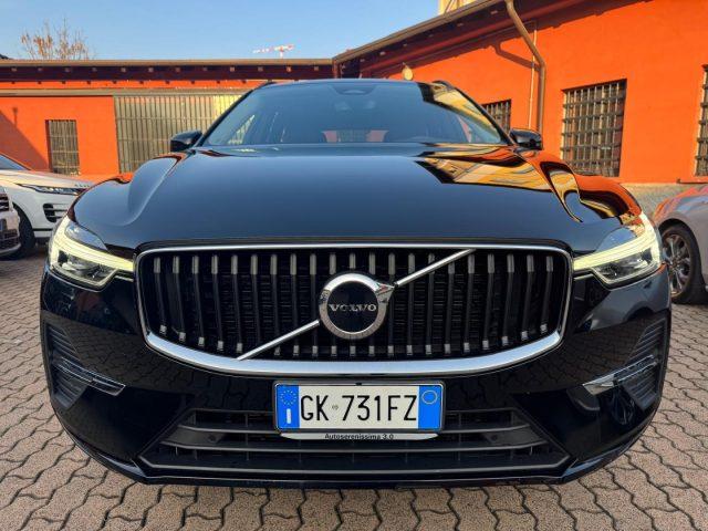 VOLVO XC60 B4(d) 197CV AUT. Mom.Core (AUTOCARRO N1)