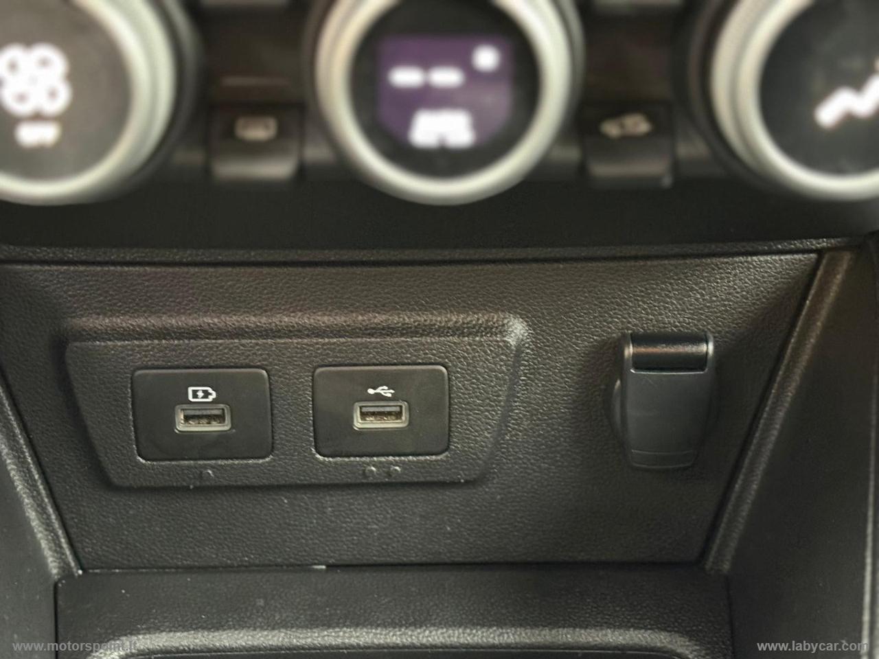 DACIA Duster 1.0 TCe GPL 4x2 JOURNEY PRESTIGE Up DP