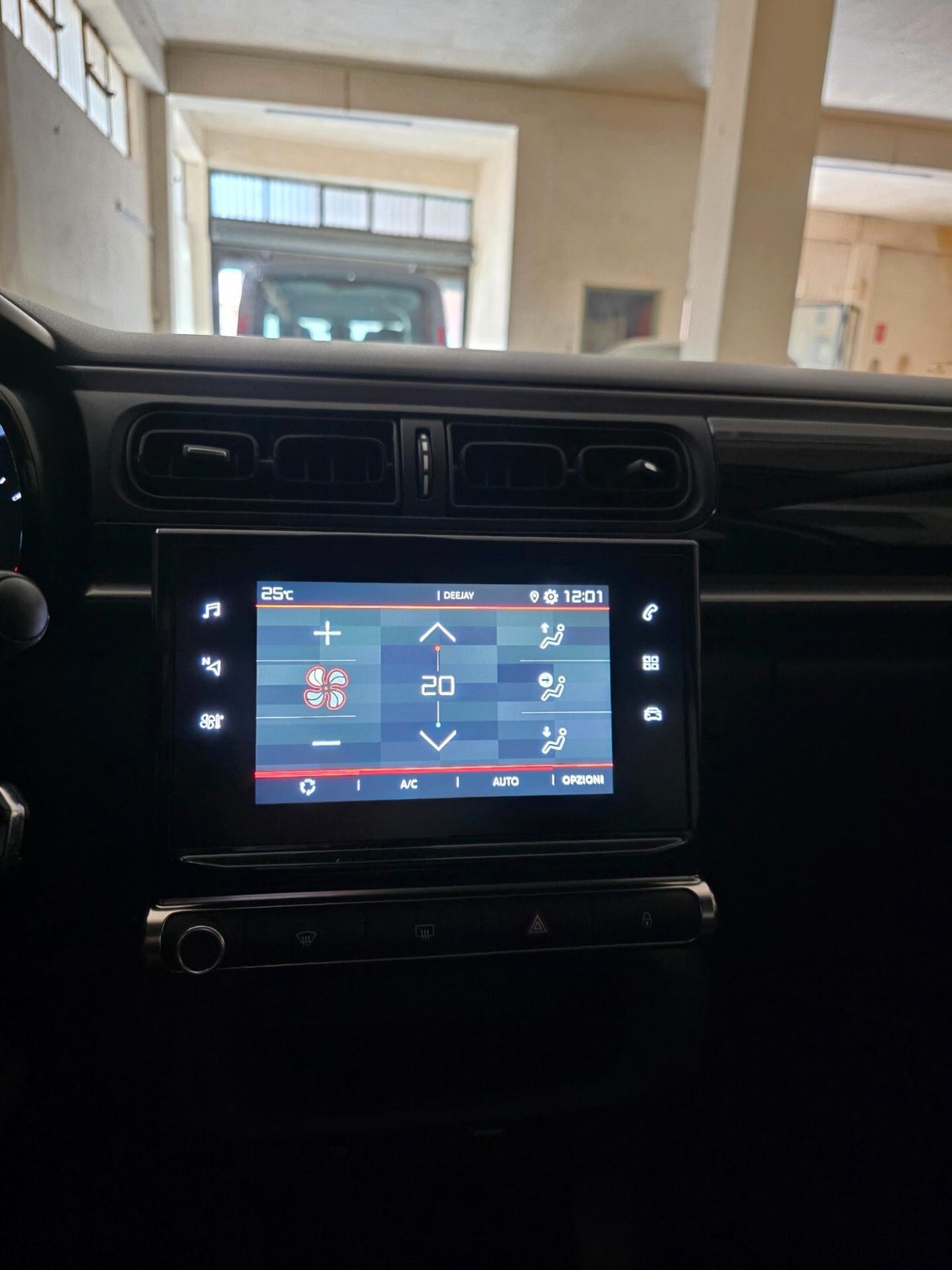 Citroen C3 BlueHDi 100 S&S Shine