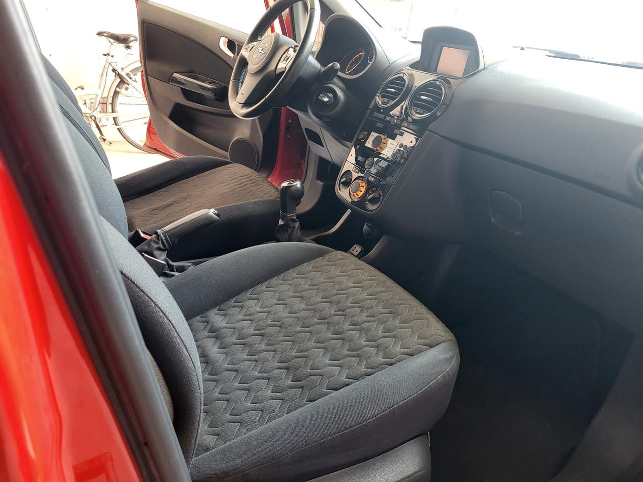 Opel Corsa 1.2 85CV 5 porte GPL-TECH Edition