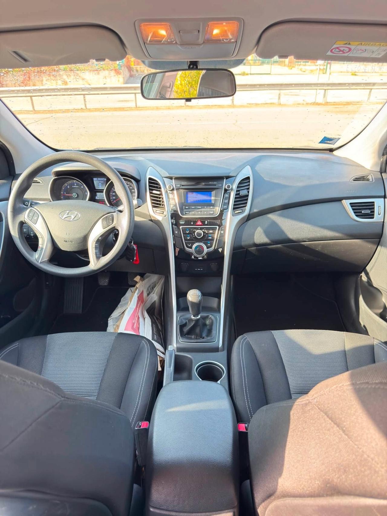 Hyundai i30 1.6 CRDi 5p. Go Brasil