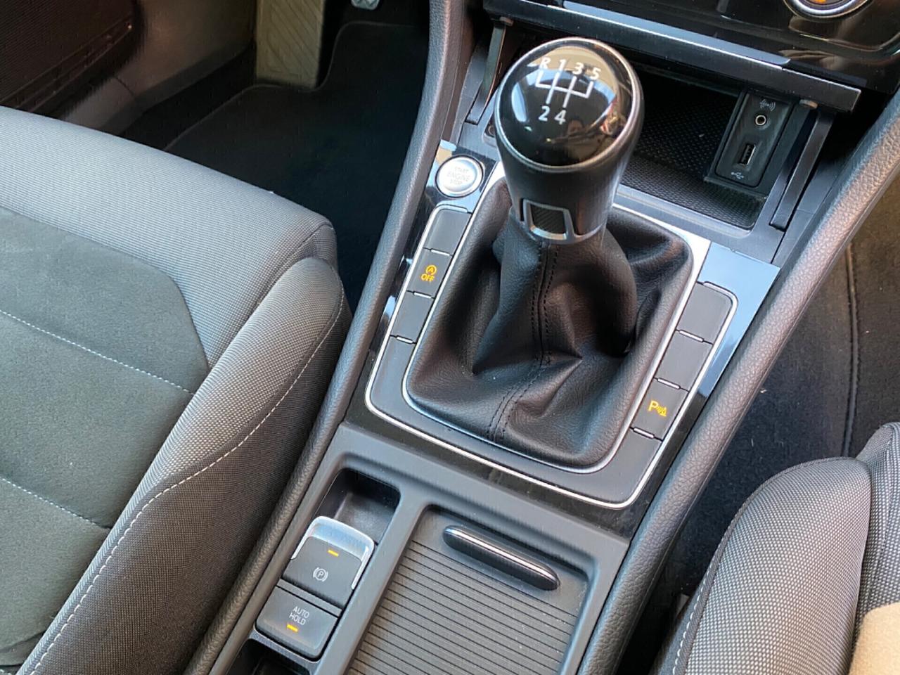 Volkswagen Golf 1.6 Diesel Full Optional