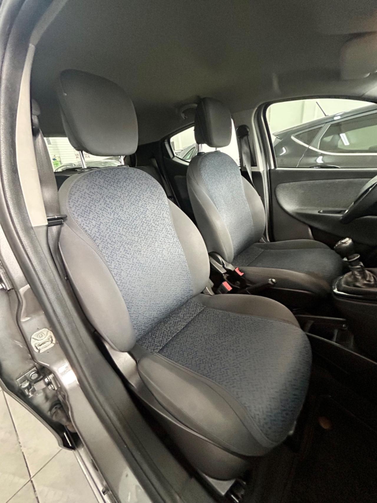 Lancia Ypsilon 1.0 FireFly S&S Hybrid FINANZIABILE