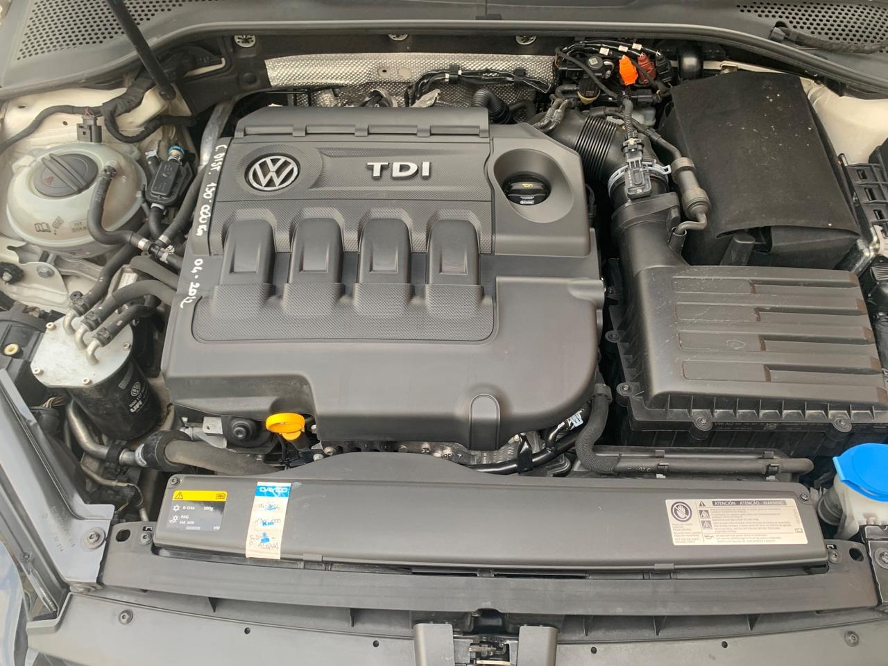 Volkswagen Golf 1.6 TDI 5p. Highline BlueMotion Technology