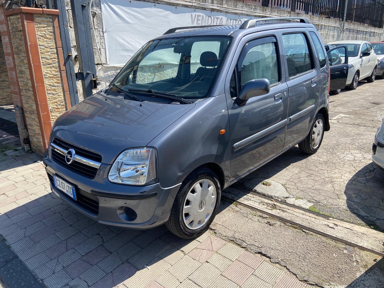 Opel Agila 1.2 16V Fashion Line