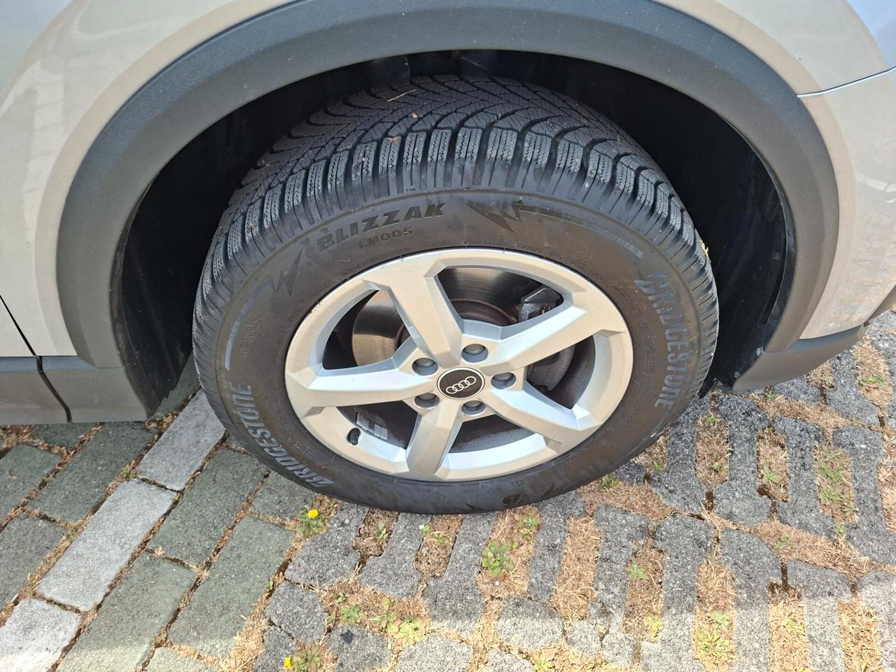 Audi Q2 35 TFSI Business