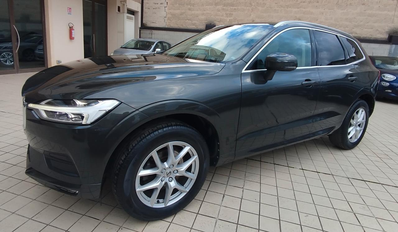 Volvo XC 60 XC60 D4 AWD Momentum Geartronic