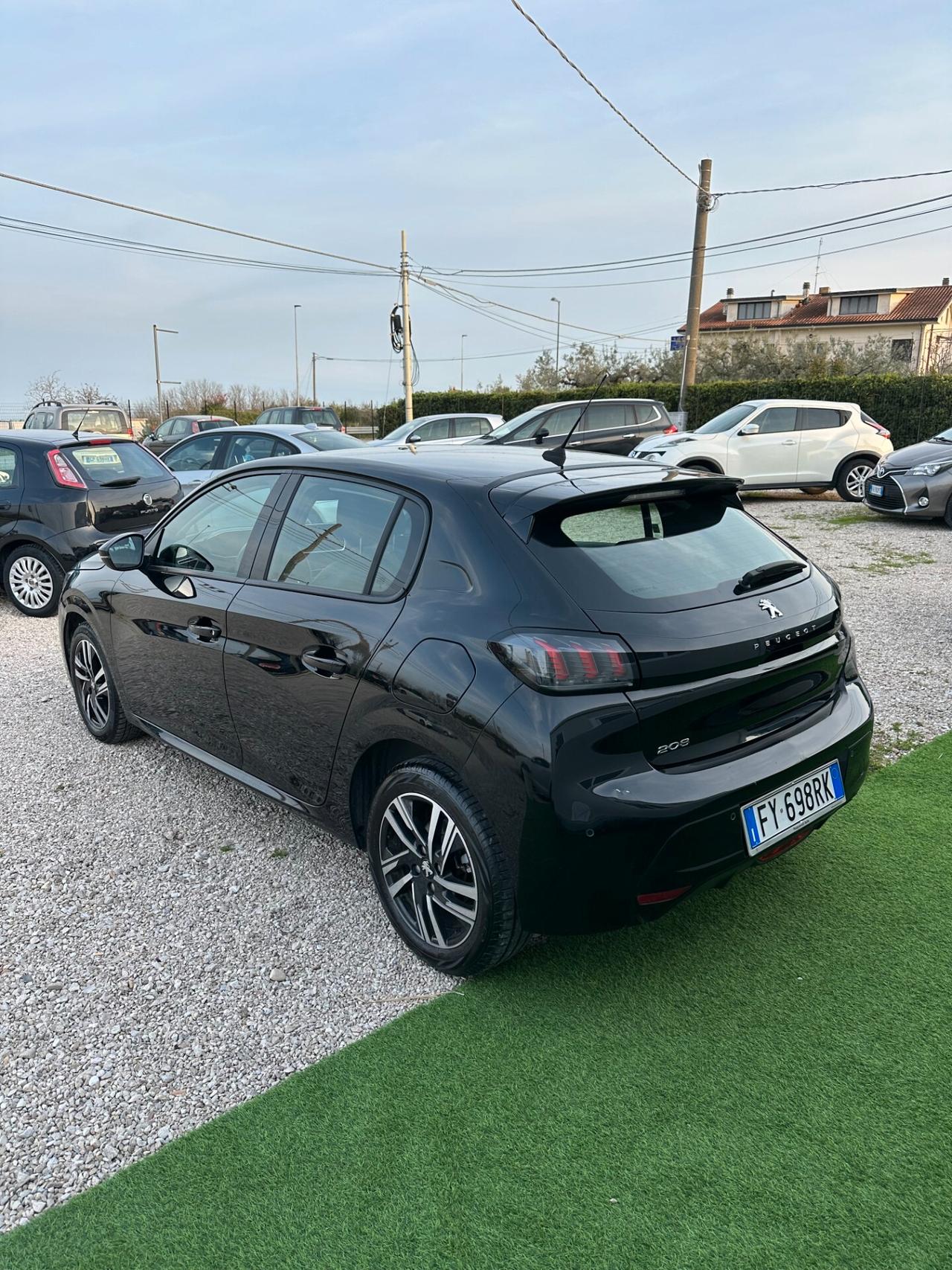 Peugeot 208 BlueHDi 100 S&S 5 porte Allure