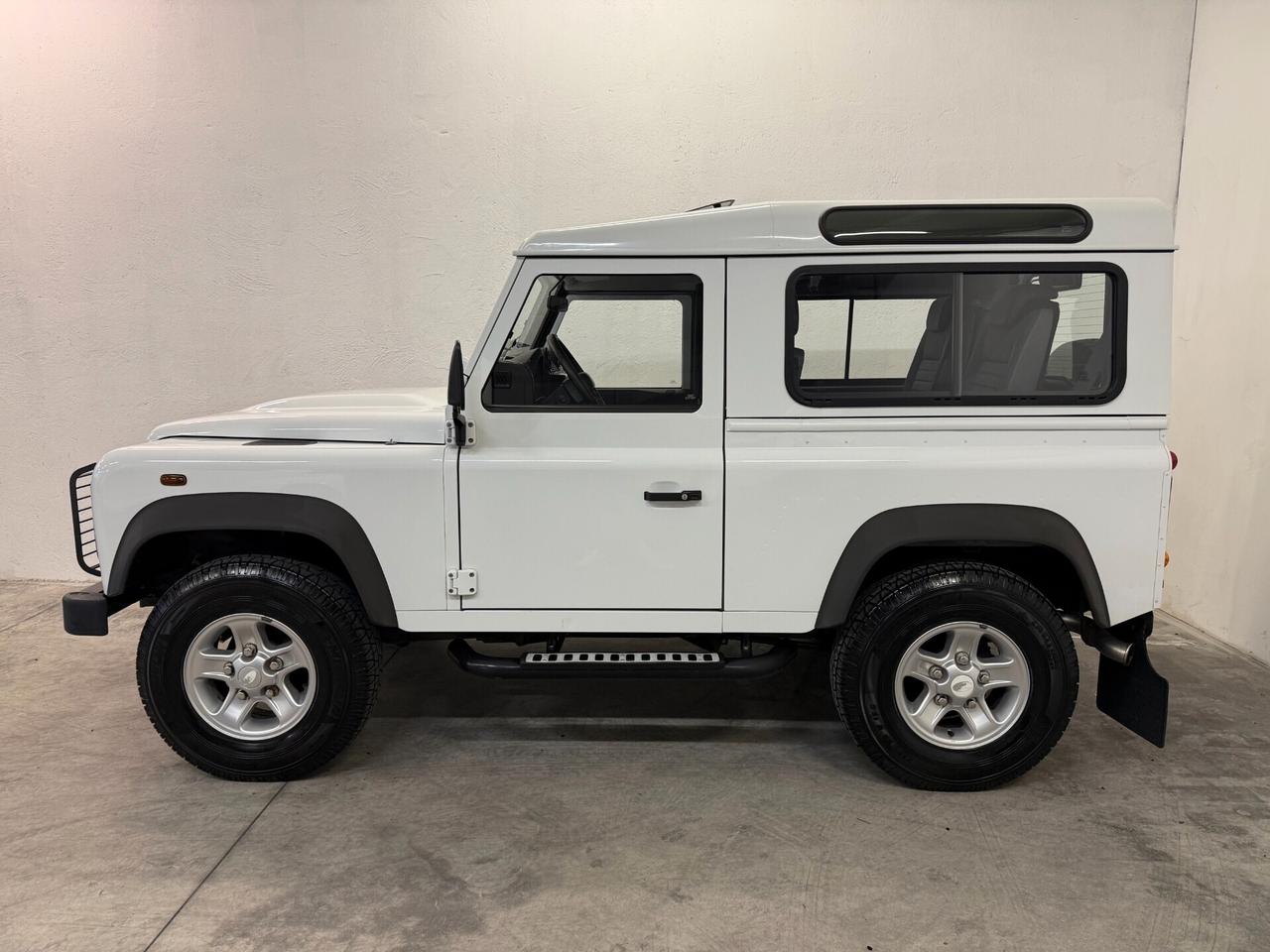 Land Rover Defender 90 2.4 Td SE SW 4 Posti Autocarro Tetto Apribile
