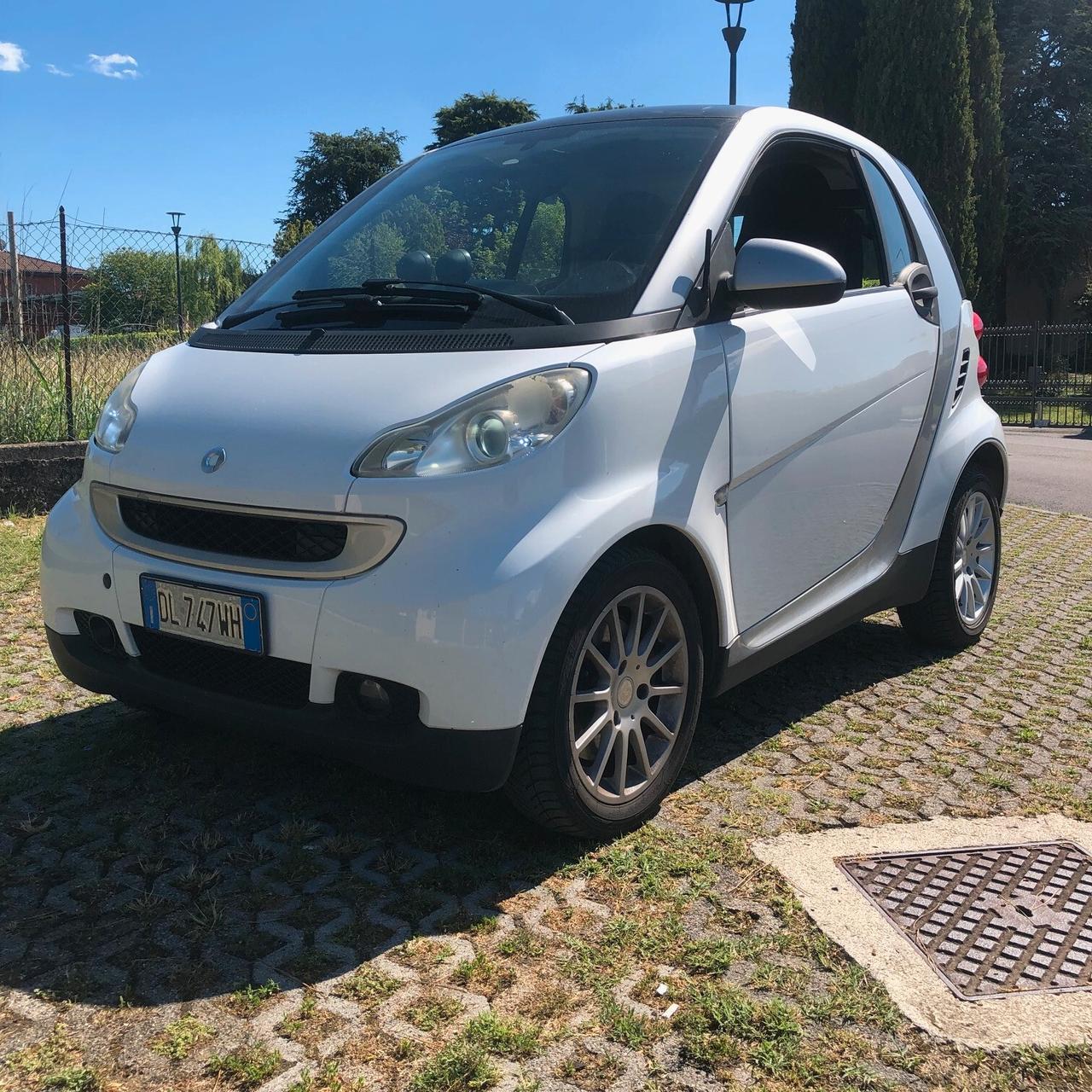 Smart ForTwo 1000 62 kW coupé pulse
