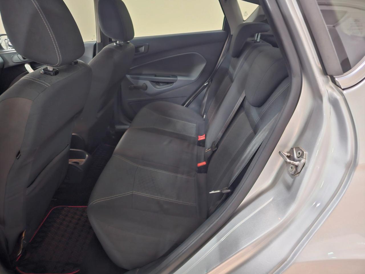 Ford Fiesta 1.2 82 CV 5 porte Titanium GPL