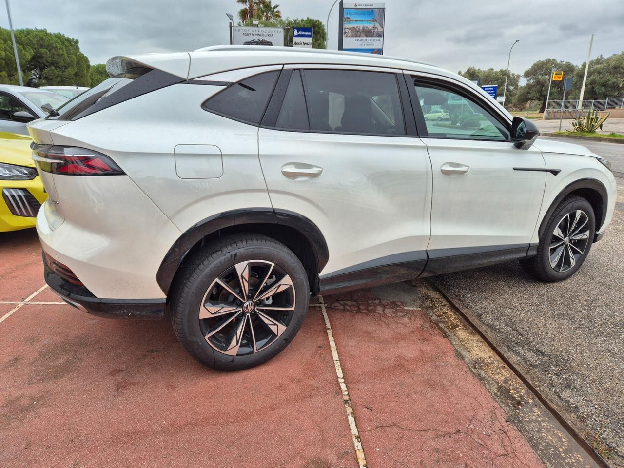 HS 1.5 Comfort 224CV FULL HYBRID