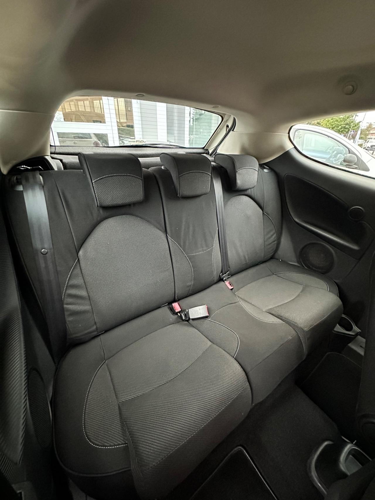 Alfa Romeo MiTo 1.3 JTDm-2 95 CV S&S Distinctive Sport Pack